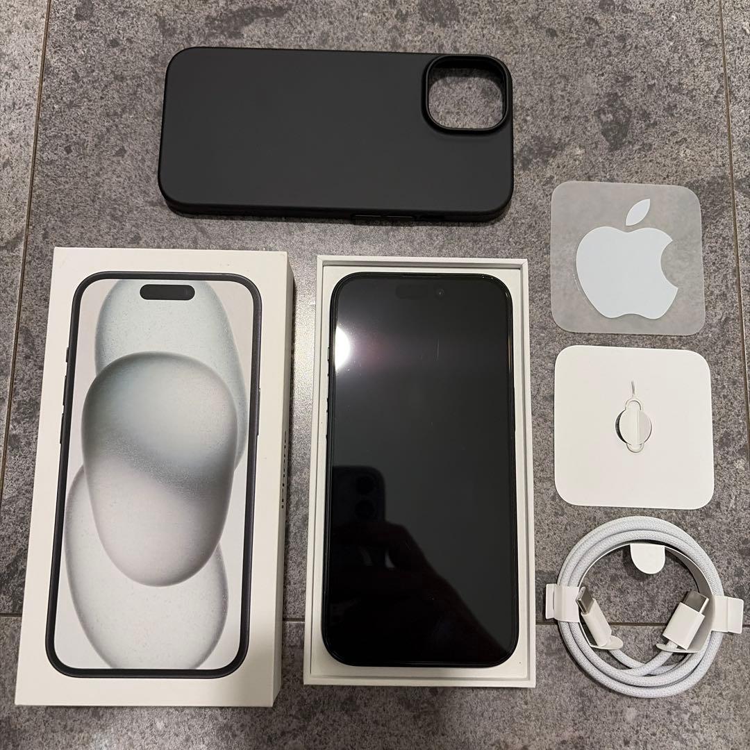 Apple iPhone 15 ブラック 256GB 本体 ＋ ケース