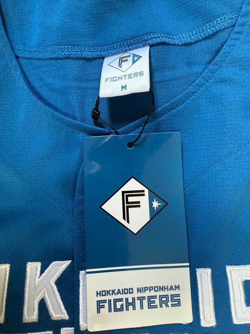 新品タグ付き　北海道日本ハムファイターズ 野村祐希レプリカユニフォームM