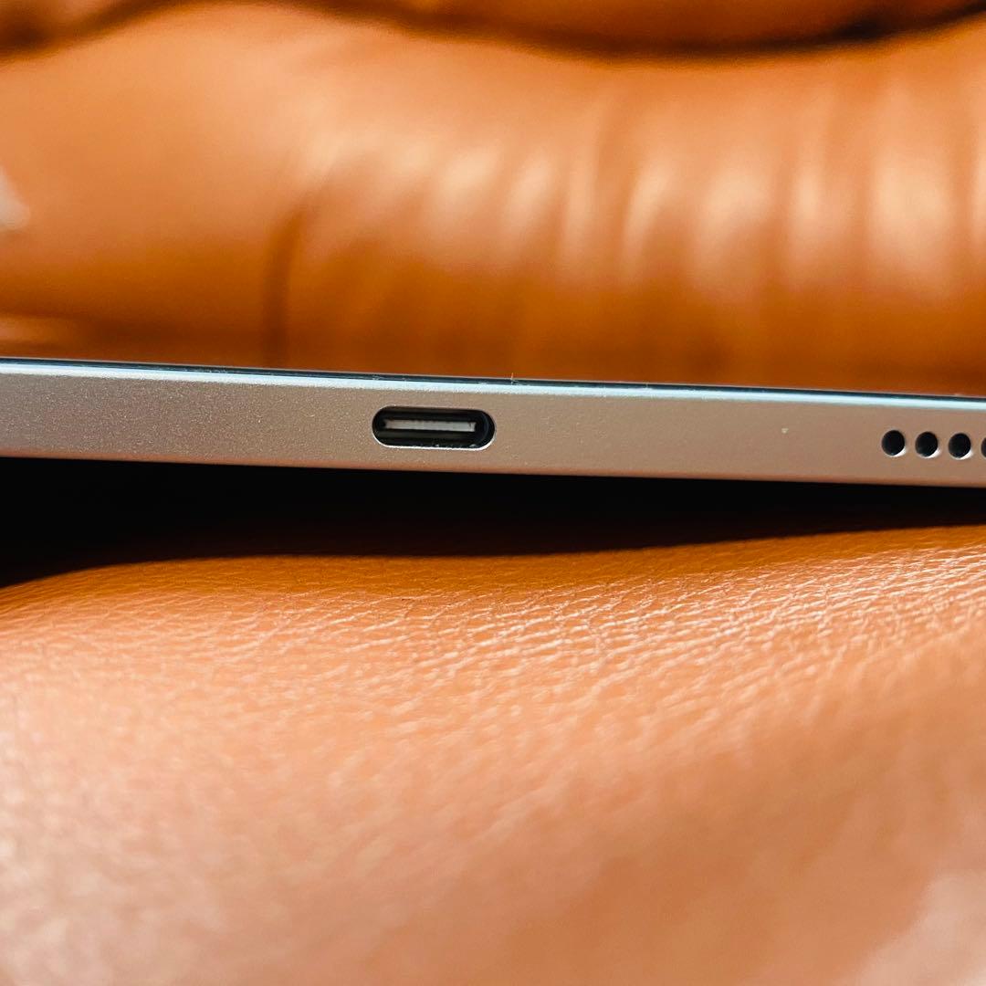 バッテリー100％ iPad Air 11インチ 128GB MC9X4J/A