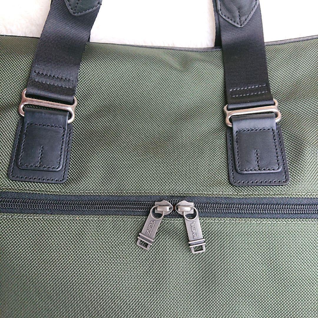 極美品✨ TUMI トゥミ ケスラー ラージダッフル ビジネスバッグ　カーキ