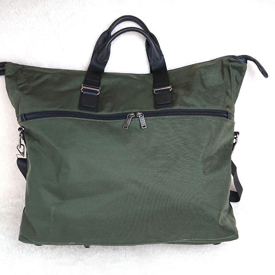 極美品✨ TUMI トゥミ ケスラー ラージダッフル ビジネスバッグ　カーキ