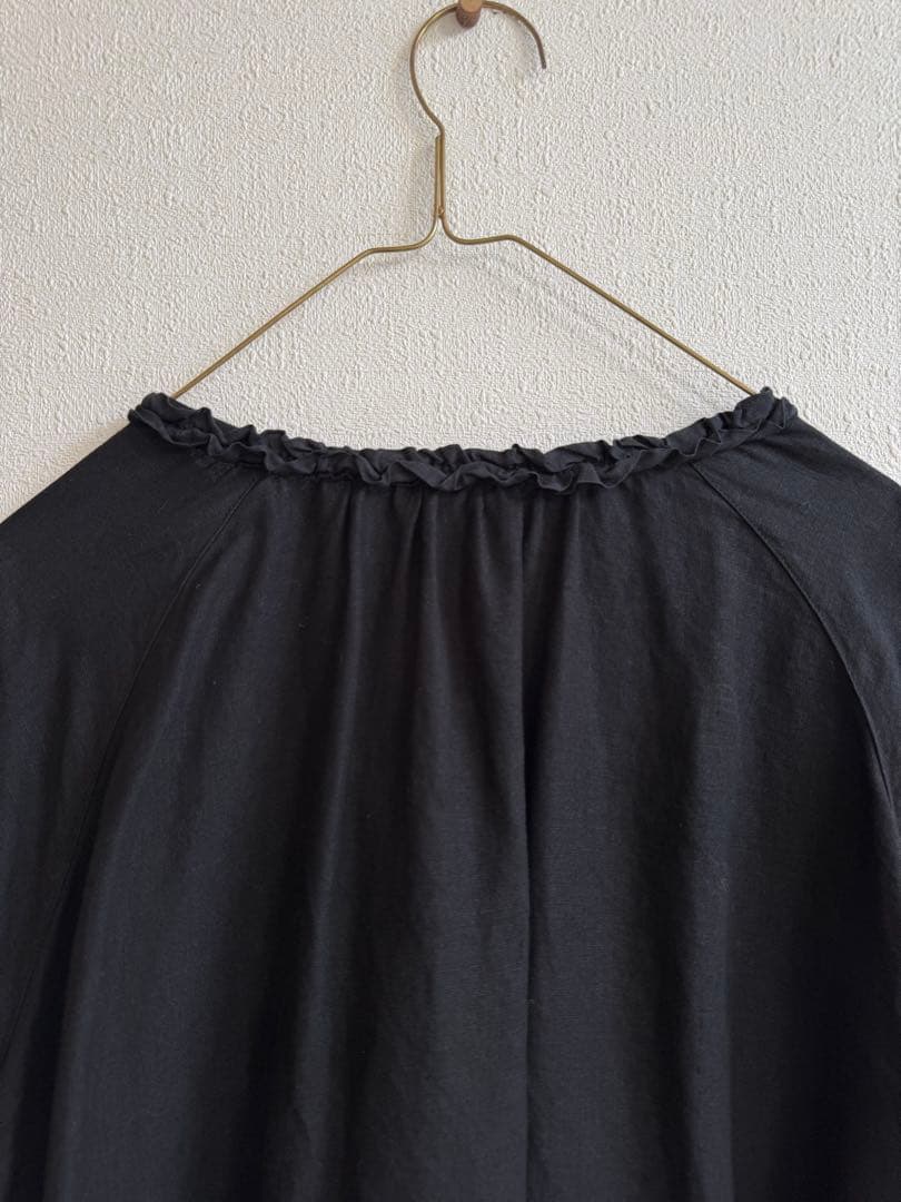 2024美品nest Robe リネンラミーフリルネックチュニック