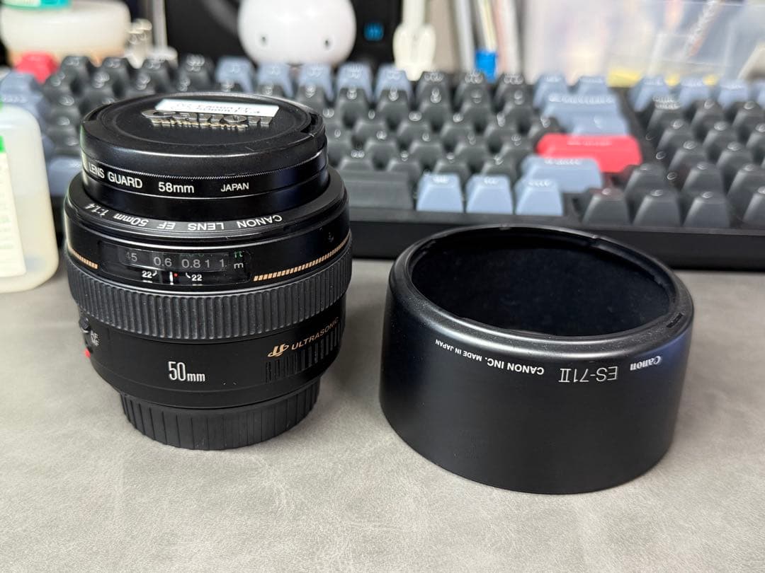 Canon EF 50mm f/1.4 USM フード、フィルター付