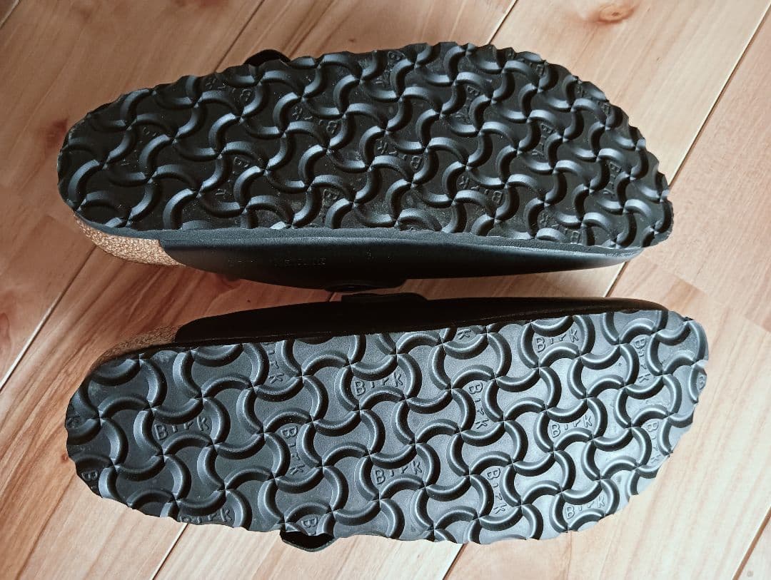 TS249。ビルケンシュトックボストン黒　39ナロー