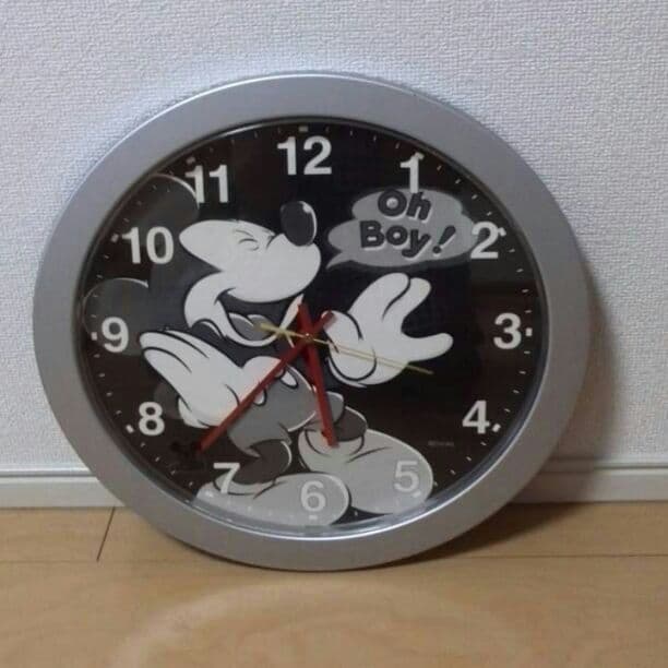 ミッキーの掛け時計