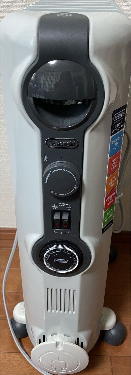 デロンギ オイルヒーターHJ0812