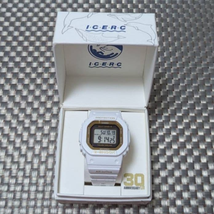 カシオ　G-SHOCK　コラボ　限定　希少　GMD-W5601K-7JR