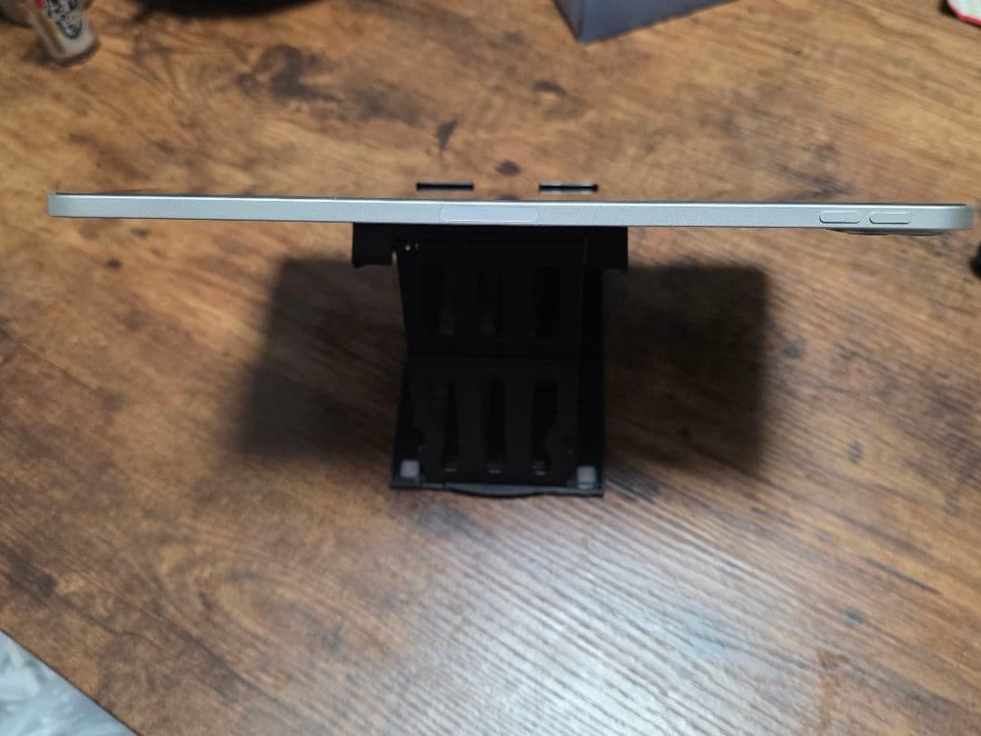 iPad Pro 11インチ　第3世代 本体　256gb　ケース付き