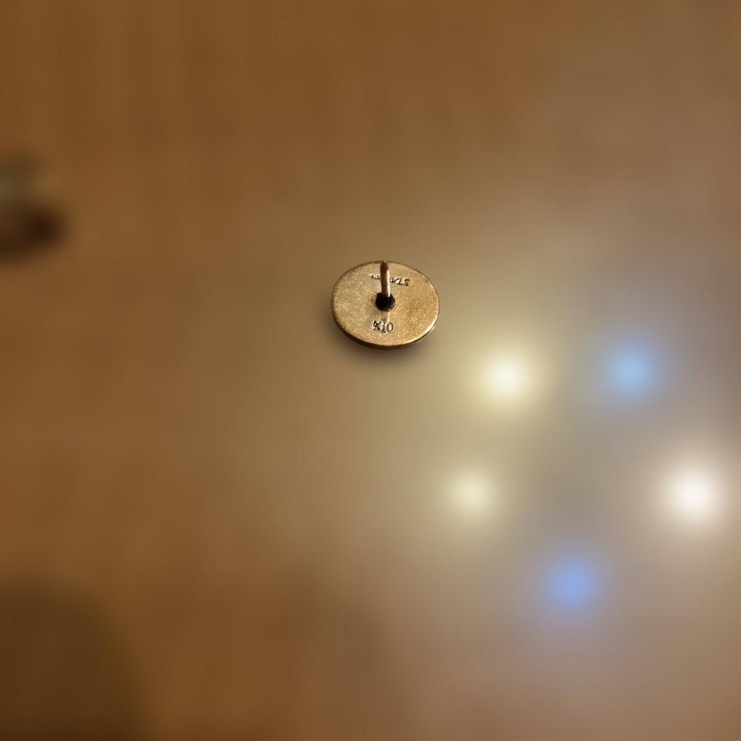 スティックタイプのネクタイピンK10