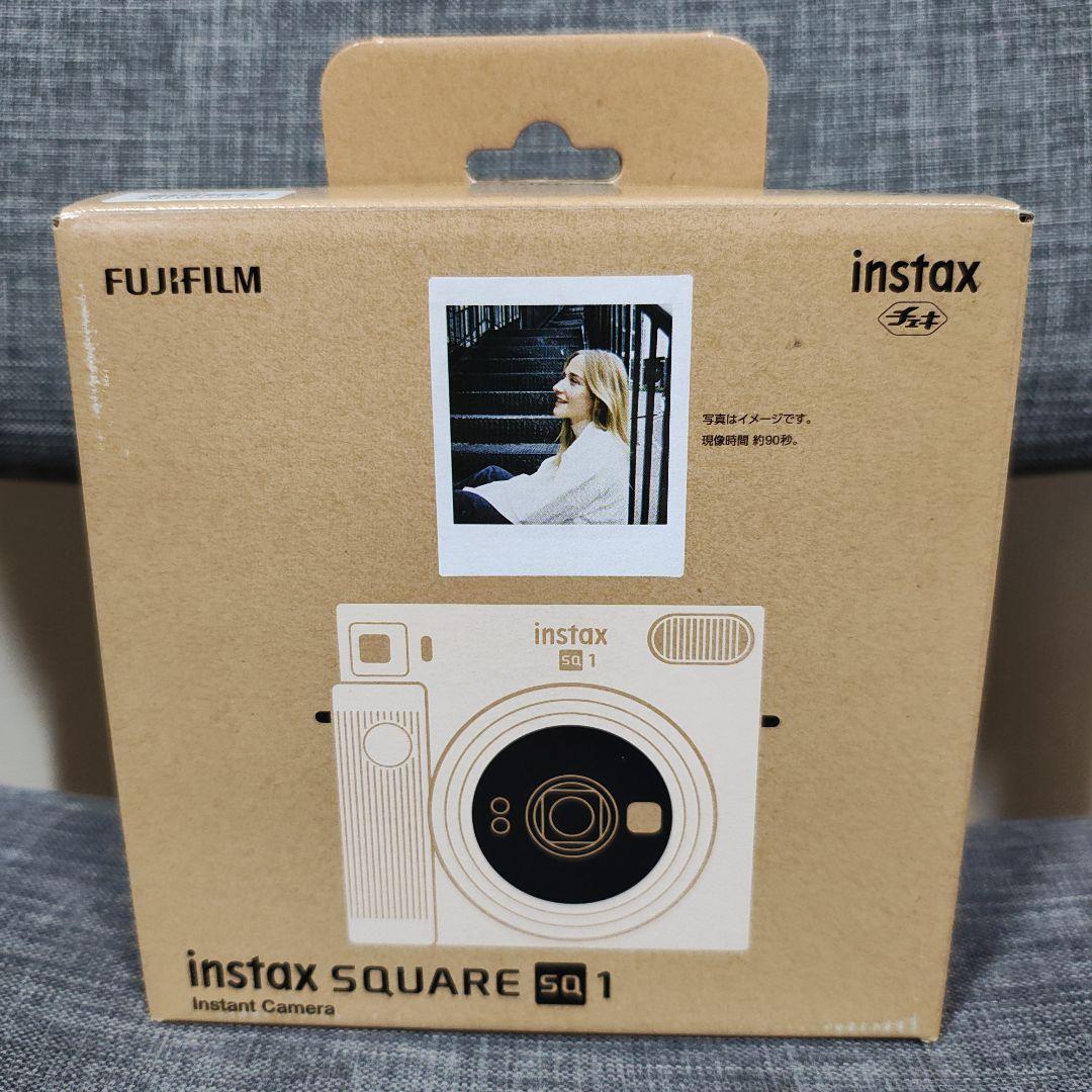 インスタックス　スクエア　SQ1 チョークホワイト　新品未使用品