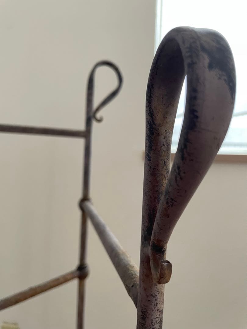 折りたたみハンガー　シャビー　レトロ　古道具 サビ　汚れあり