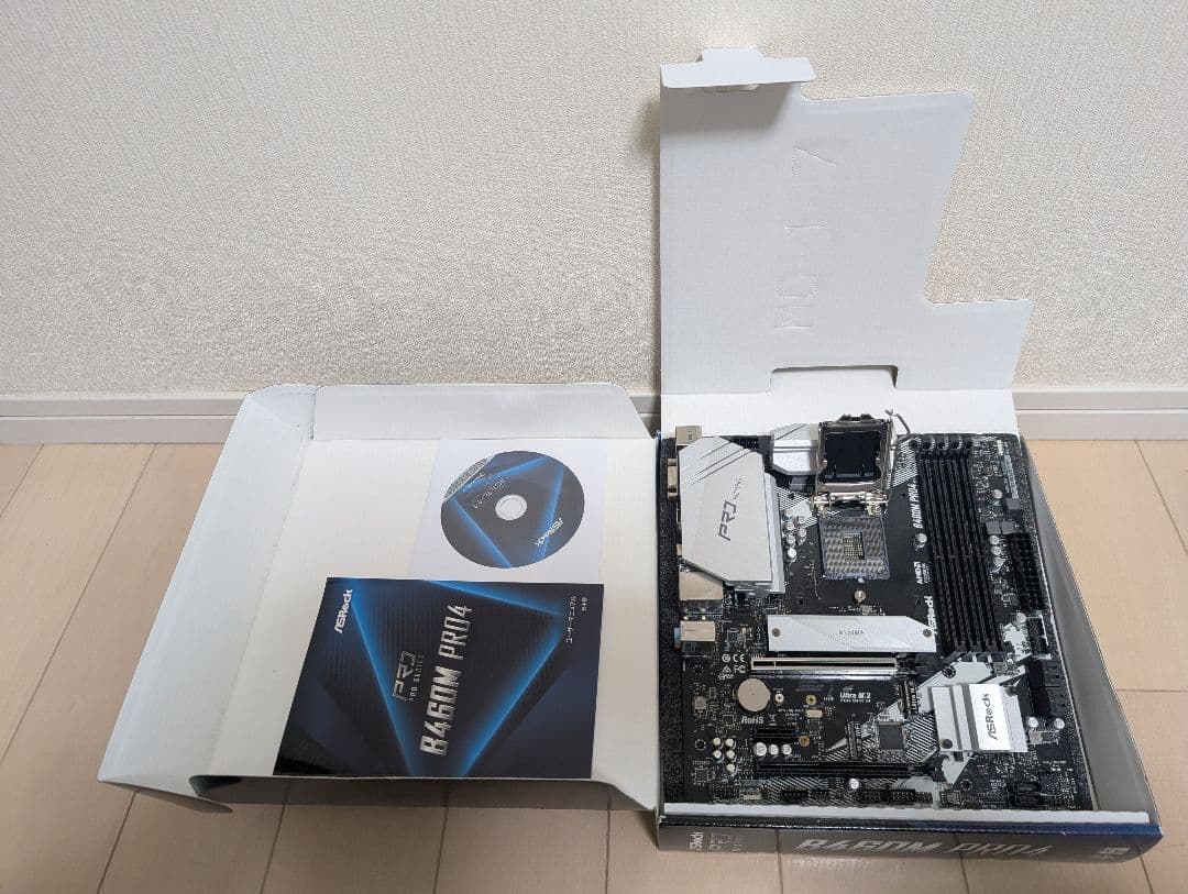 ASRock B460M PRO4 マザーボード