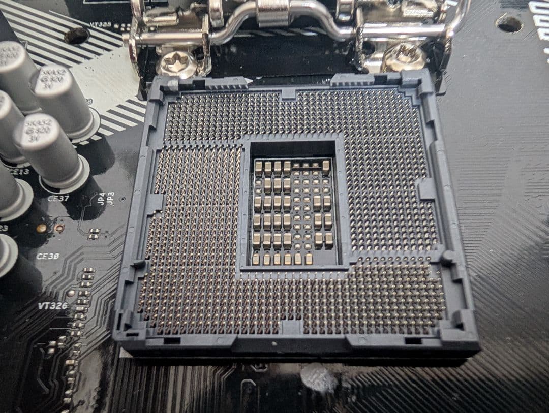 ASRock B460M PRO4 マザーボード