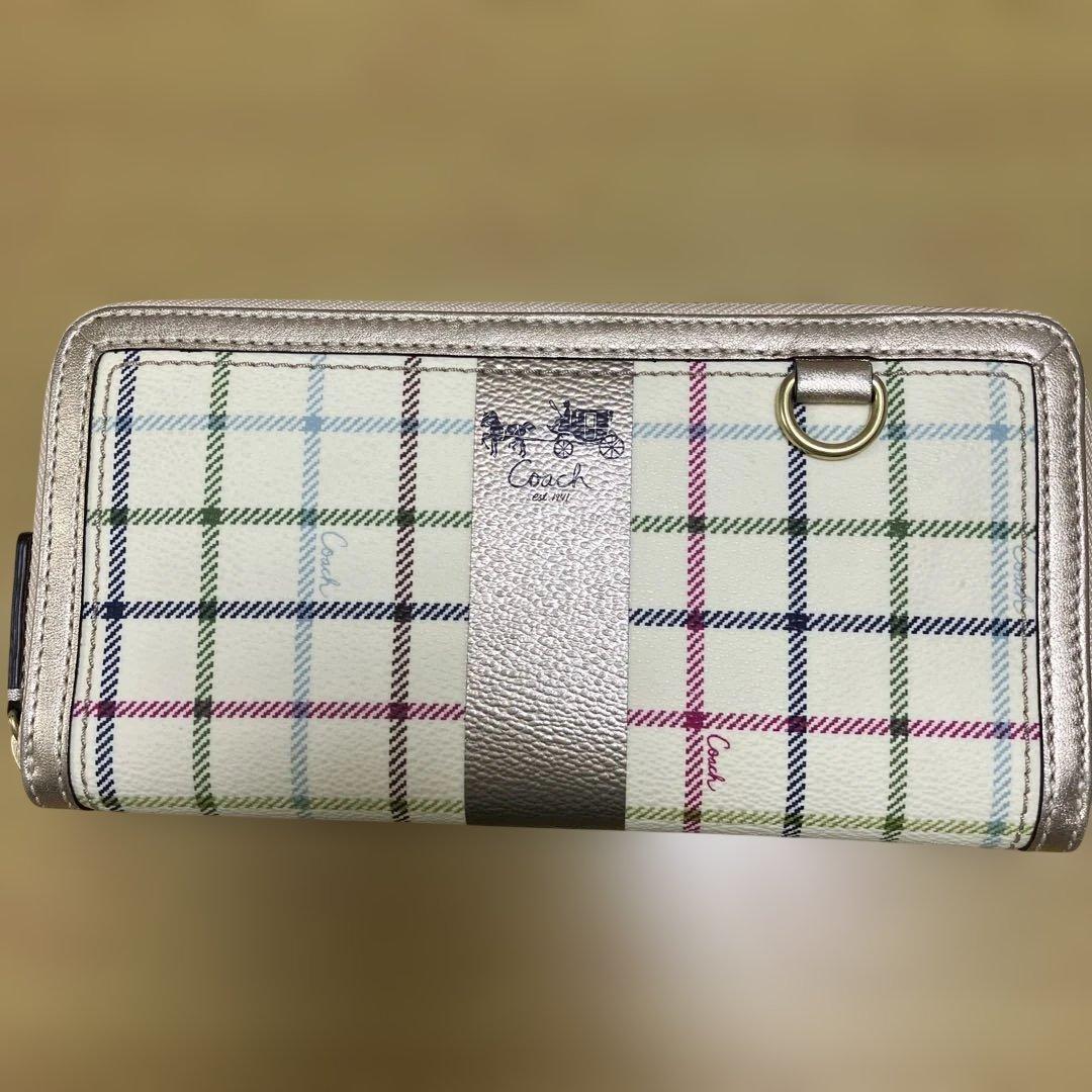 土日限定価格！レア♡COACH☆ホースアンドキャリッジラウンドファスナー長財布