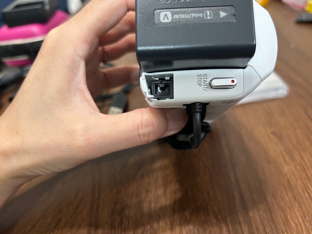 【美品】Sony HDR-CX680 ビデオカメラ