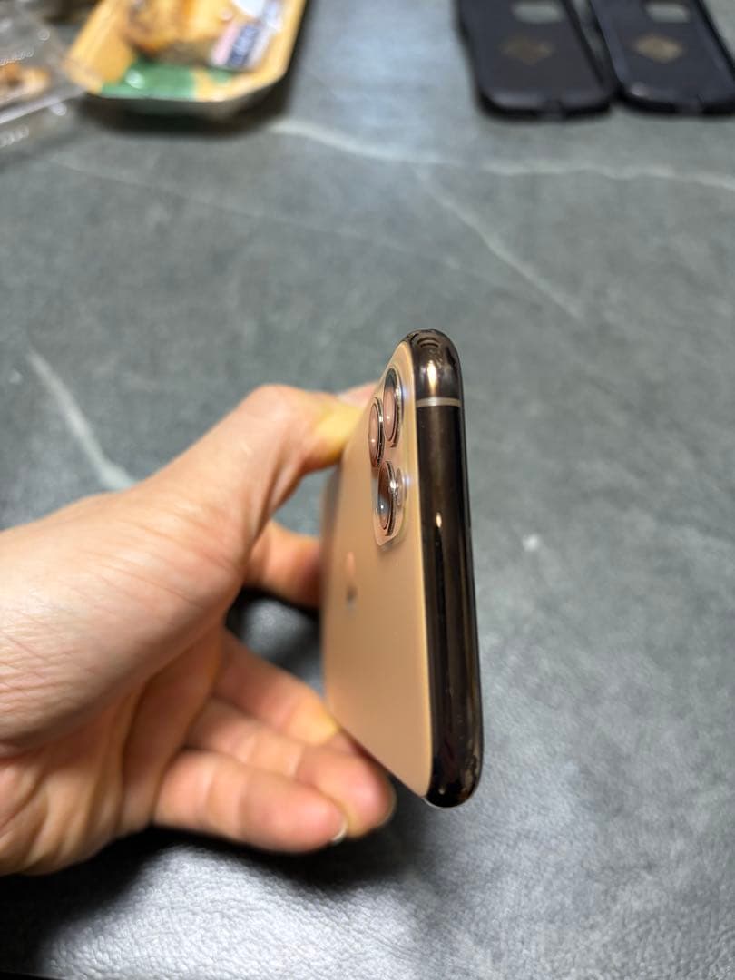 iPhone11pro ゴールド　美品　純正バッテリーライフ　91%