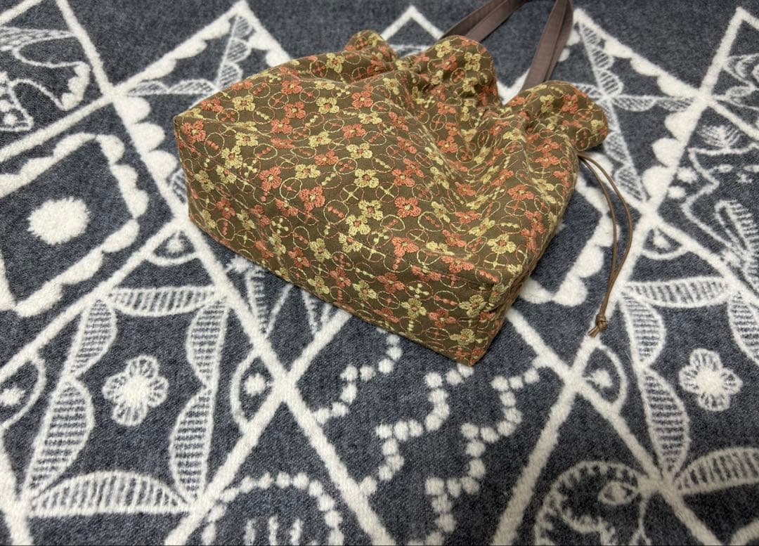 ①ekko 様 音の絵 ペラペラヨメナ ブラウン/ブラック