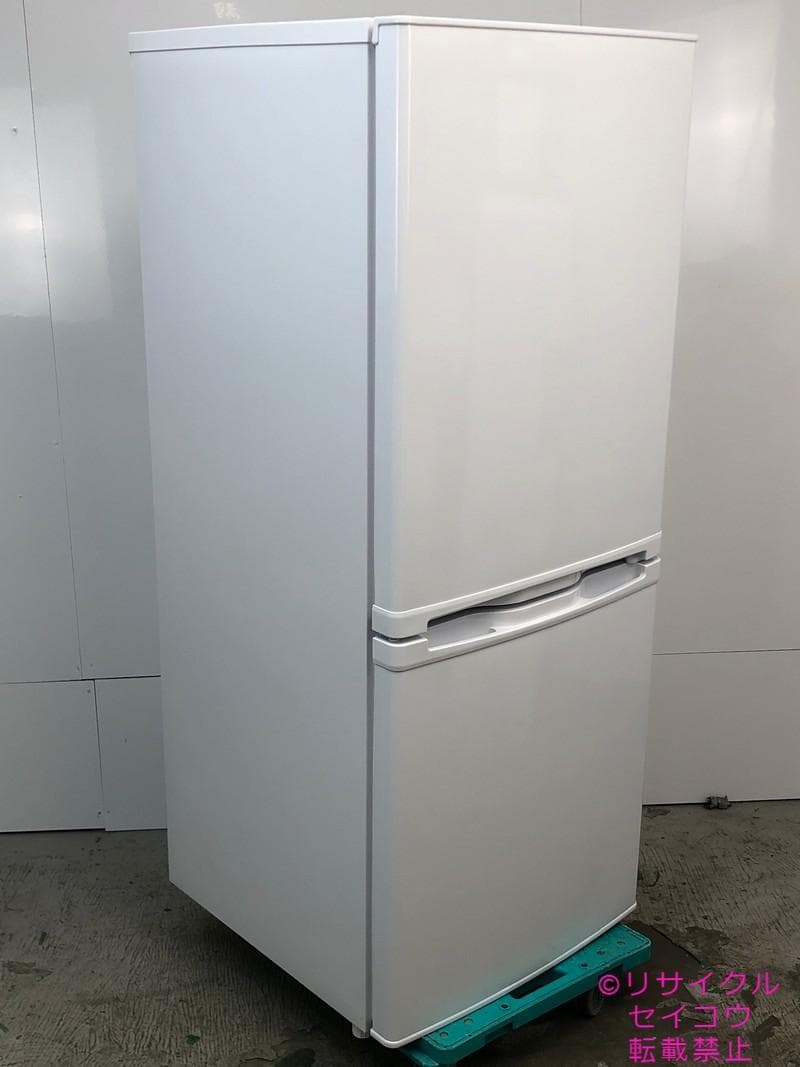 【中古】マックスゼン冷蔵庫 140L 2024年式2510231831