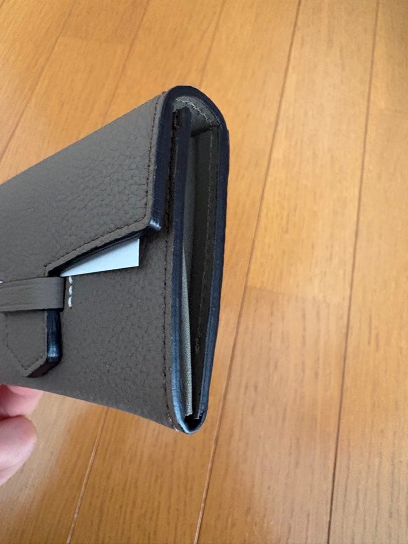 値下げ！Epoi リツ 名刺入れ（トープ）