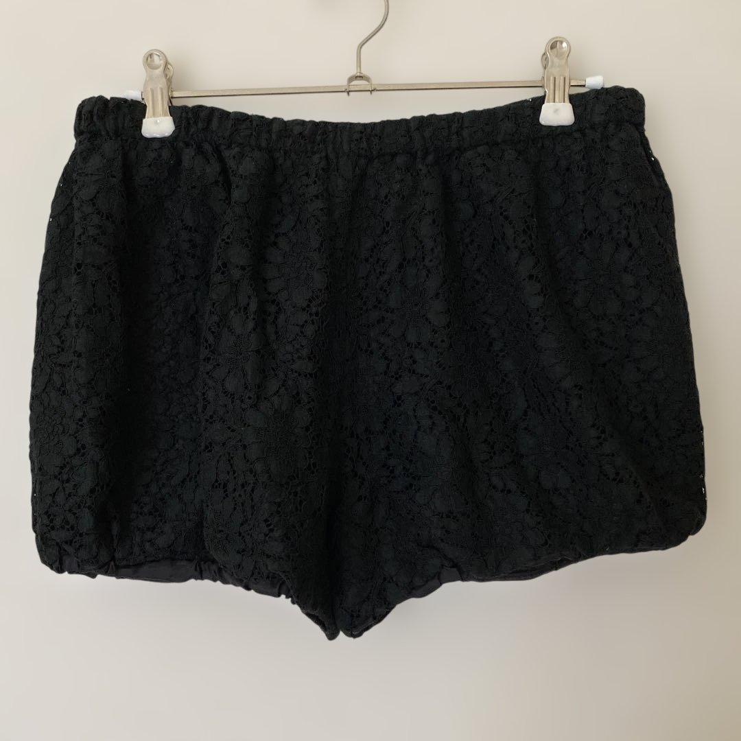 MIU MIU ブラックレースショートパンツ 40
