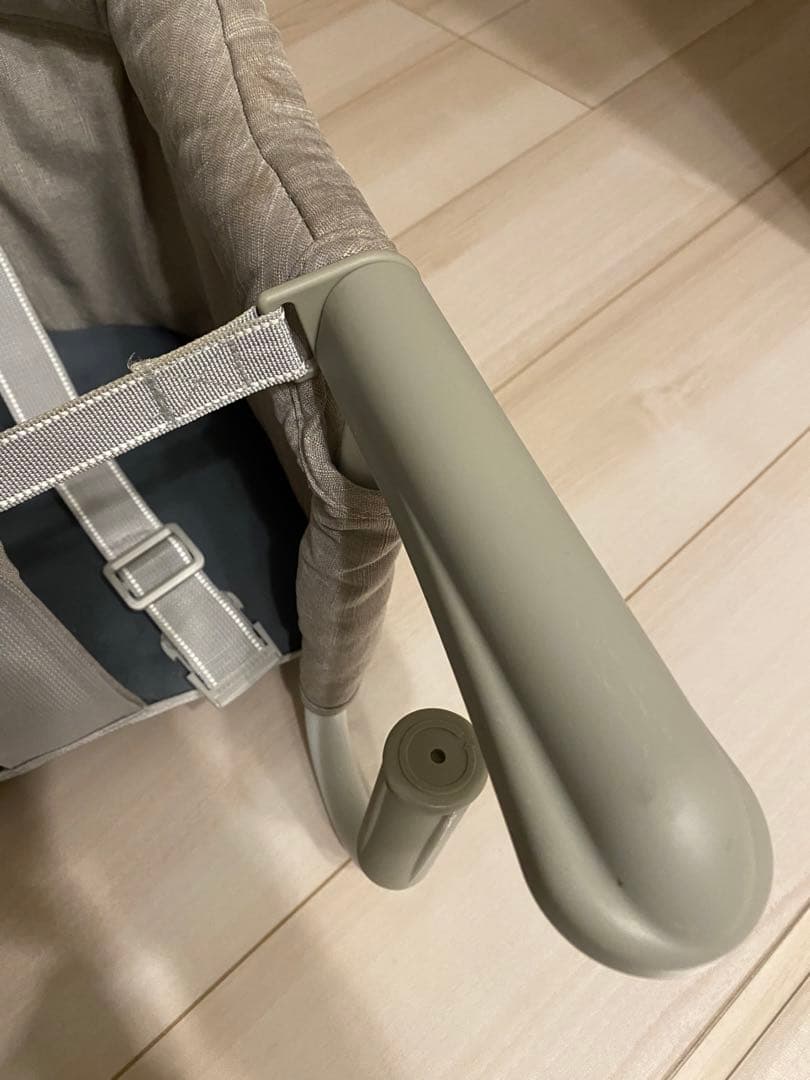 ベビーチェア イングリッシーナ テーブルトレーつき 箱、説明書あり カプチーノ