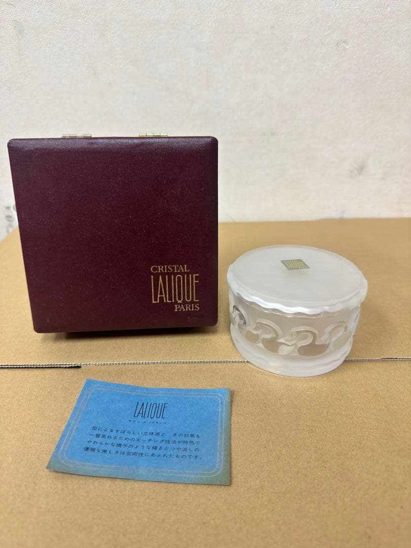 lalique WAKO 装飾的なガラスキャニスター