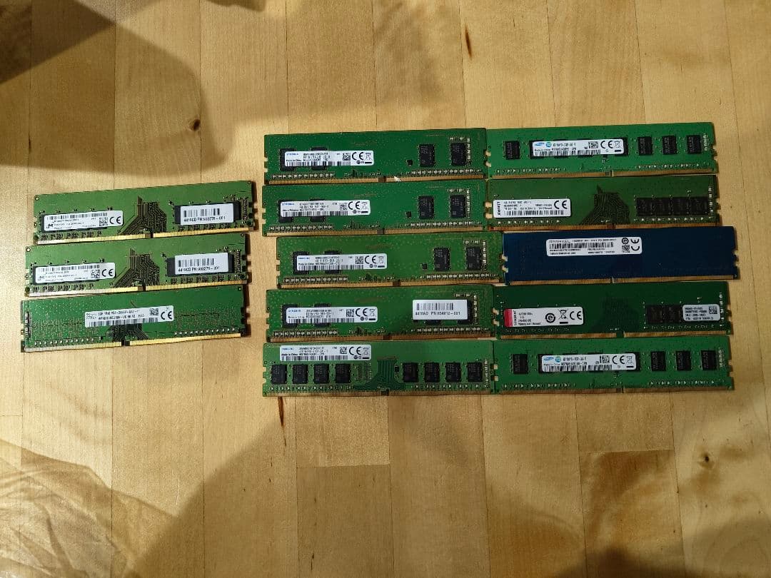 4GB,8GB DDR4 メモリモジュール 13枚セット ジャンク扱い