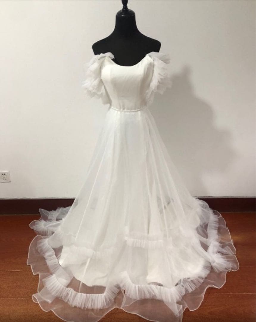 【きいろ】ドレスプロダクション2スタイル可能なオーダーウェディングドレス