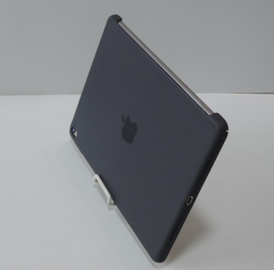 極上美品 iPad Pro 9.7 スペースグレイ 256GB MLMY2J/A