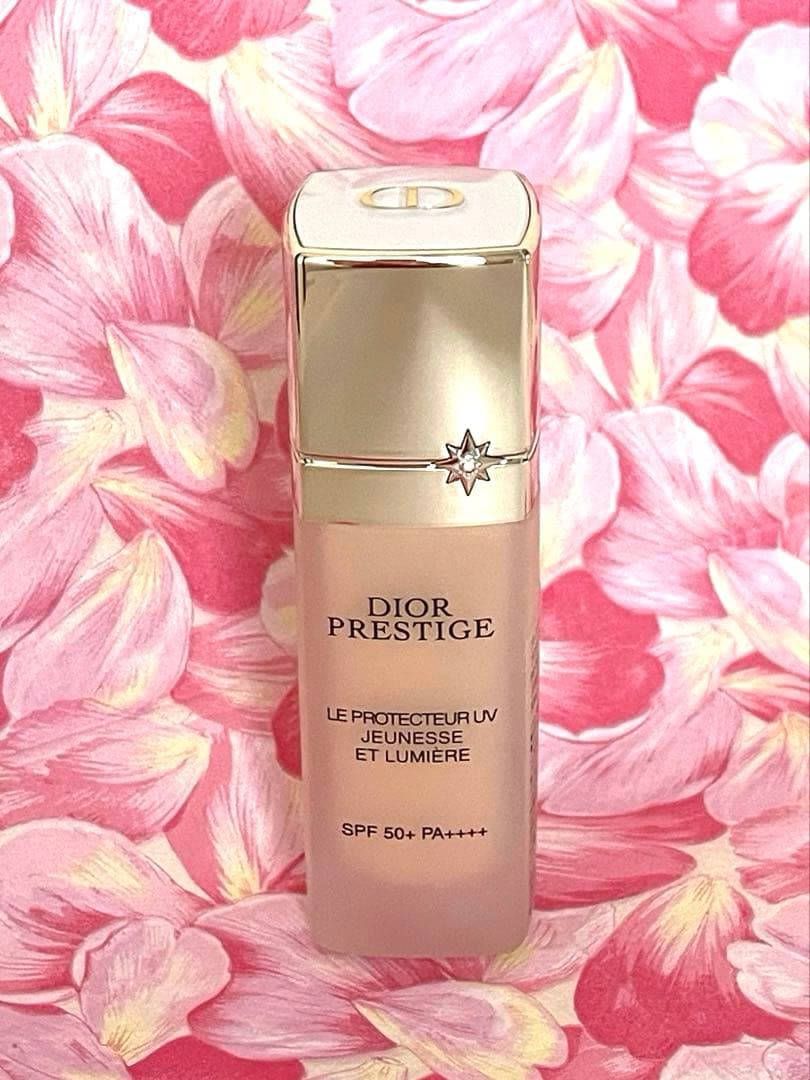 ディオールプレステージホワイトルプロテクターUVルミエールBB00♦️新品未使用♦️