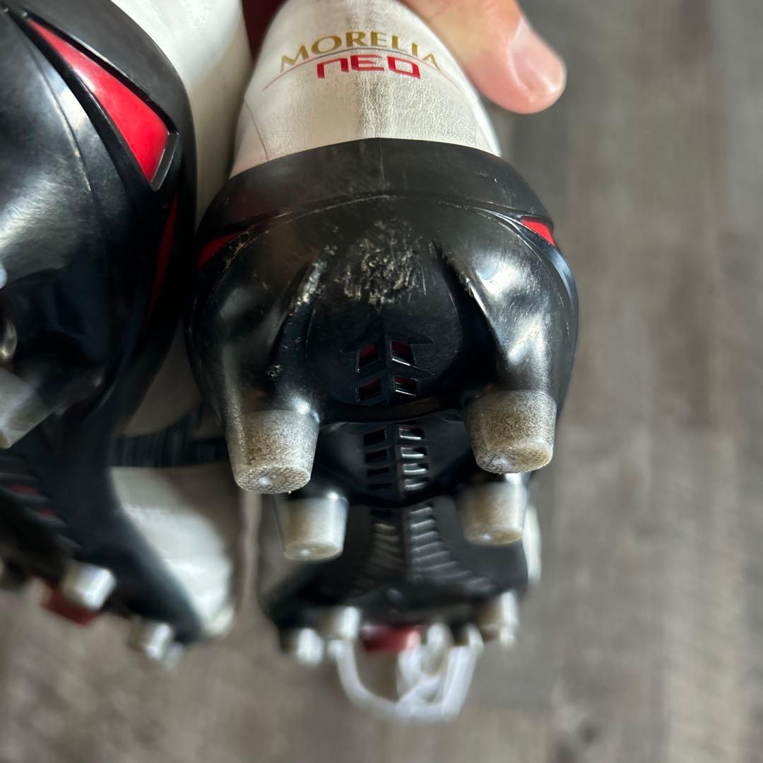 サッカースパイク　モレリアネオ4 27.5