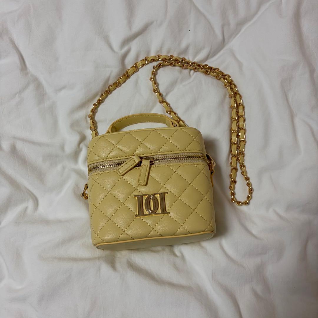 Darich キルティングスクエアミニバッグ ゴールドパーツ イエロー