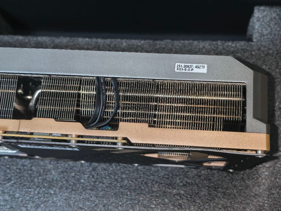 ZOTAC RTX 5090 美品 32GB GDDR7