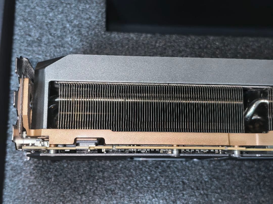 ZOTAC RTX 5090 美品 32GB GDDR7