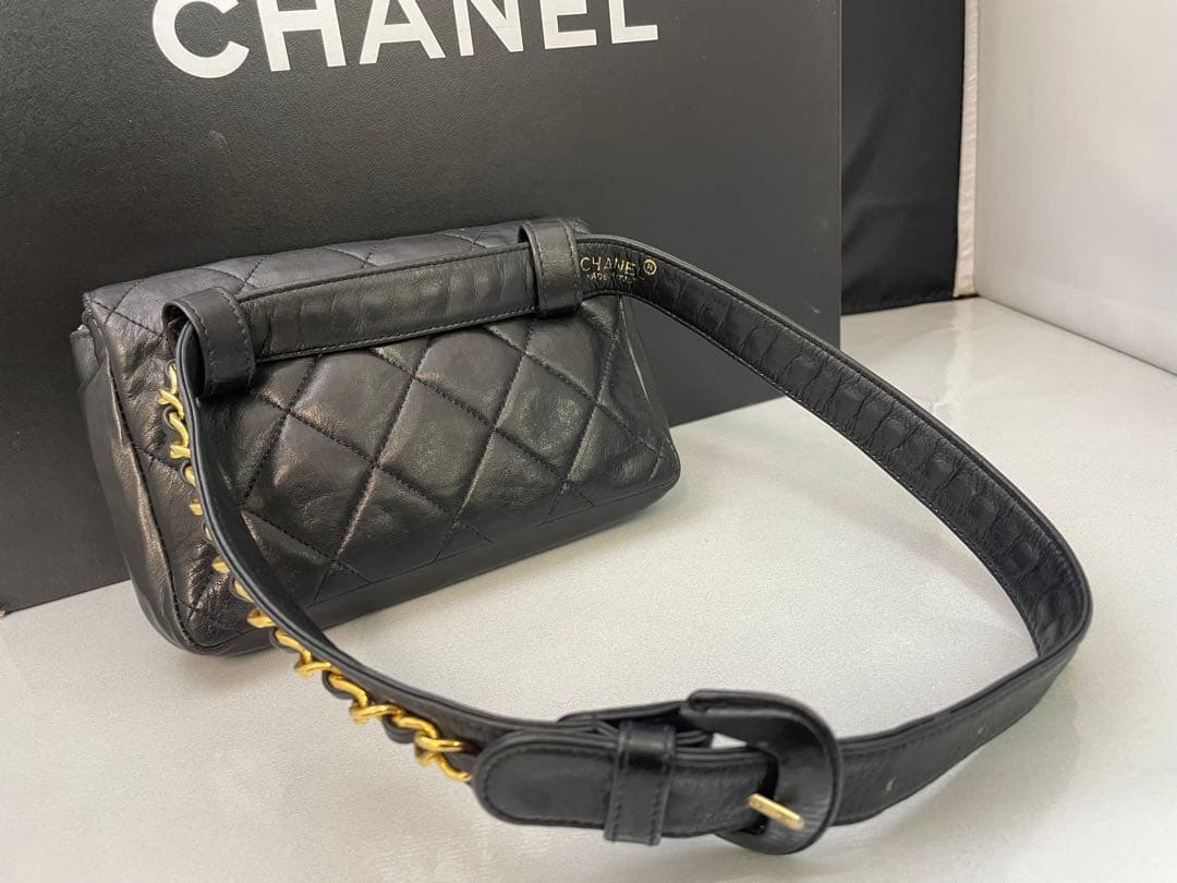 ※美品※ CHANEL シャネル　マトラッセ　ウエストポーチ　ラムスキン　黒