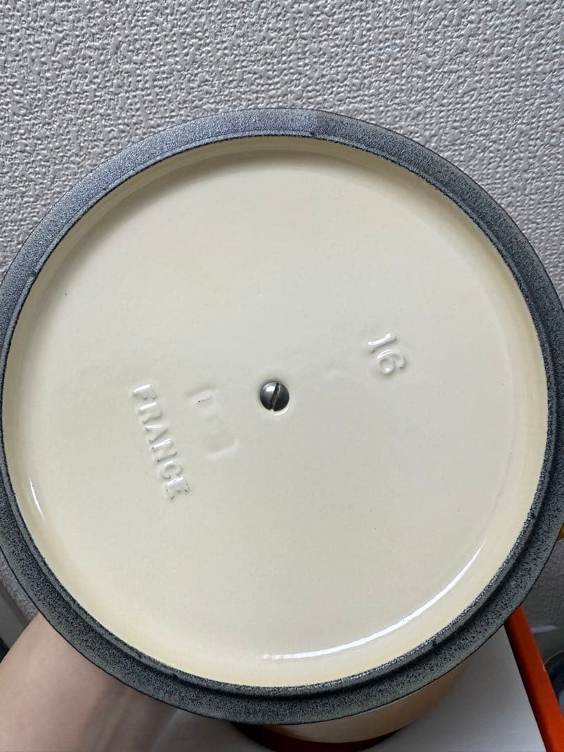 【新品】ルクルーゼ ココットロンド 16cm ネクター　両手鍋