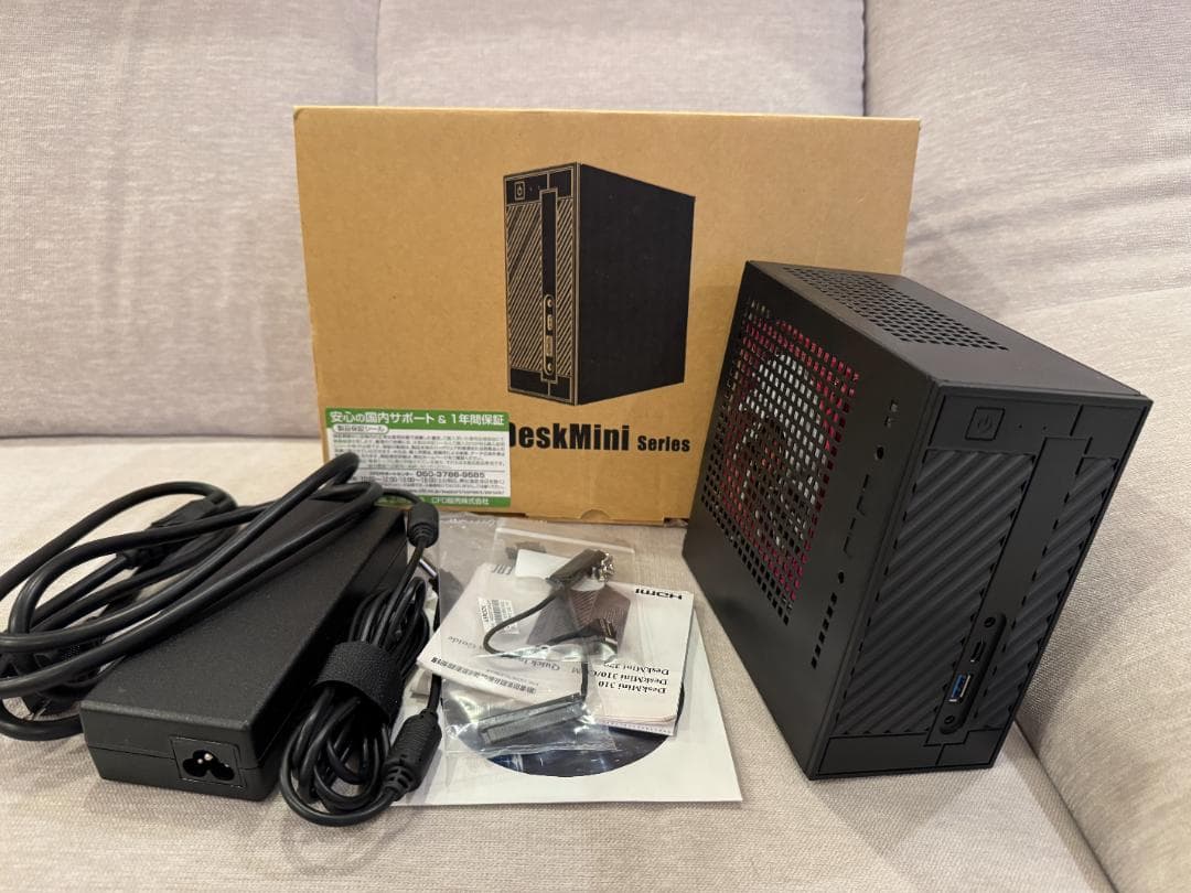 コンパクトデスクトップPC i5-8400 メモリ4GB