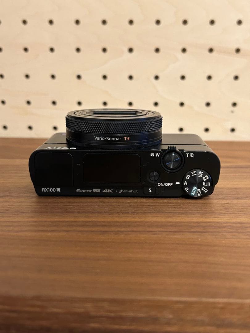 デジタルカメラ SONY Cyber-shot DSC-RX100M6