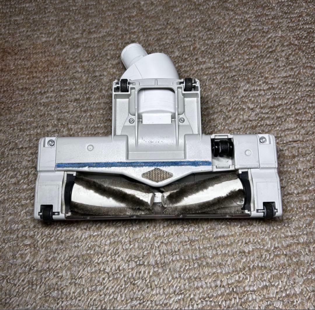 【美品✨2022年製】パナソニック コードレス 掃除機 MC-NS100K