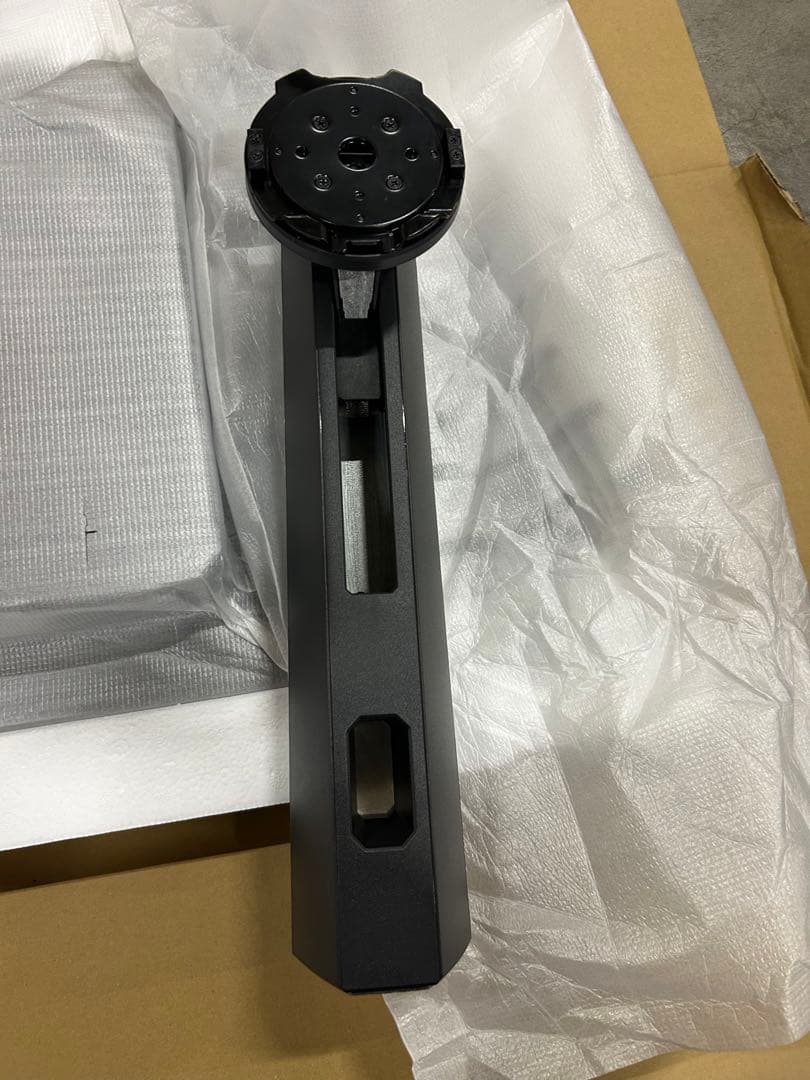 ASUSゲーミングモニター　ROG Strix OLED XG27UCDMG