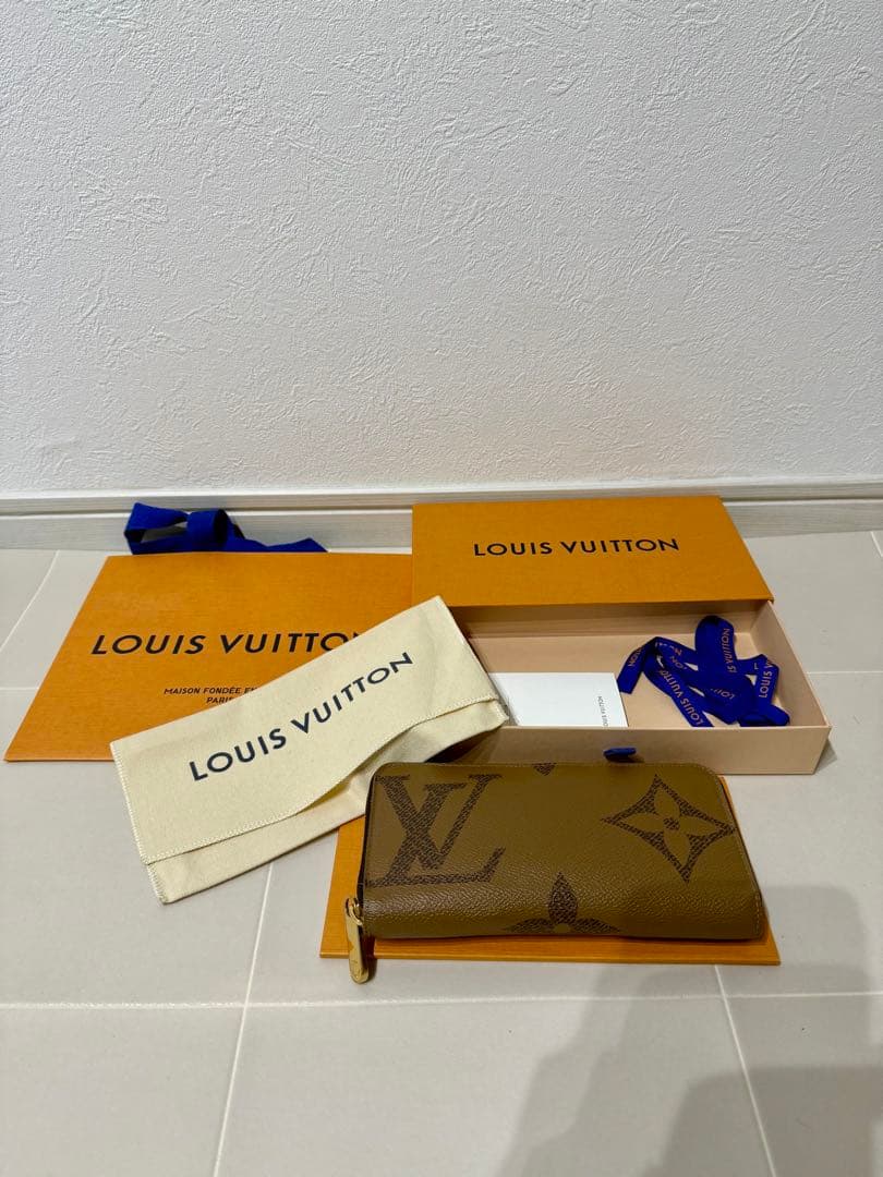 正規品 ルイヴィトン ジッピーウォレット モノグラムジャイアントリバース