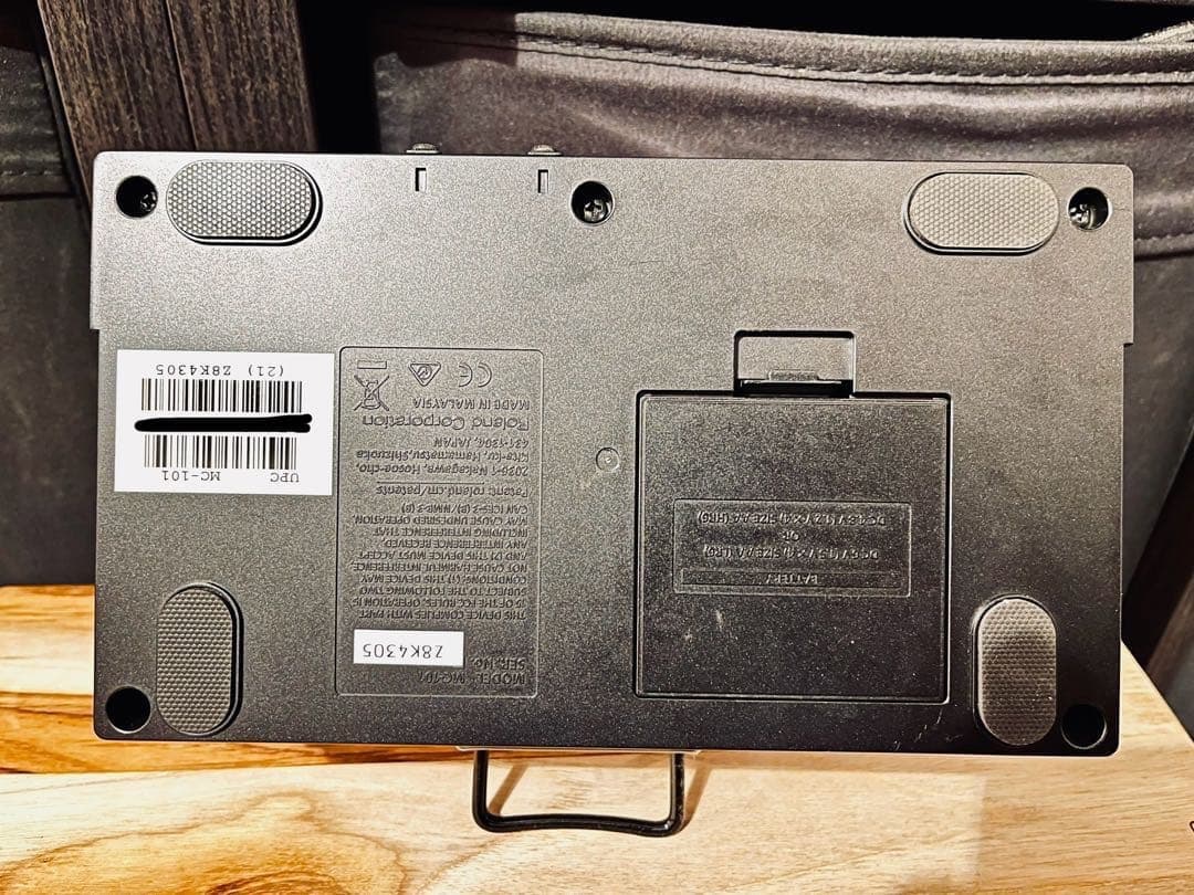 Roland MC-101 グルーブボックス