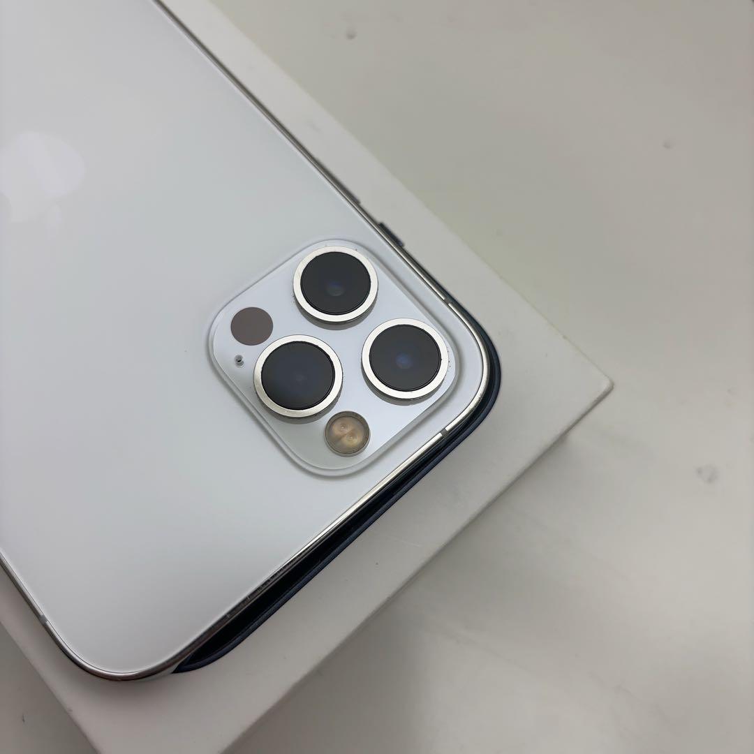 早い者勝ち　[SIMフリー]Apple iPhone 12pro 256GB