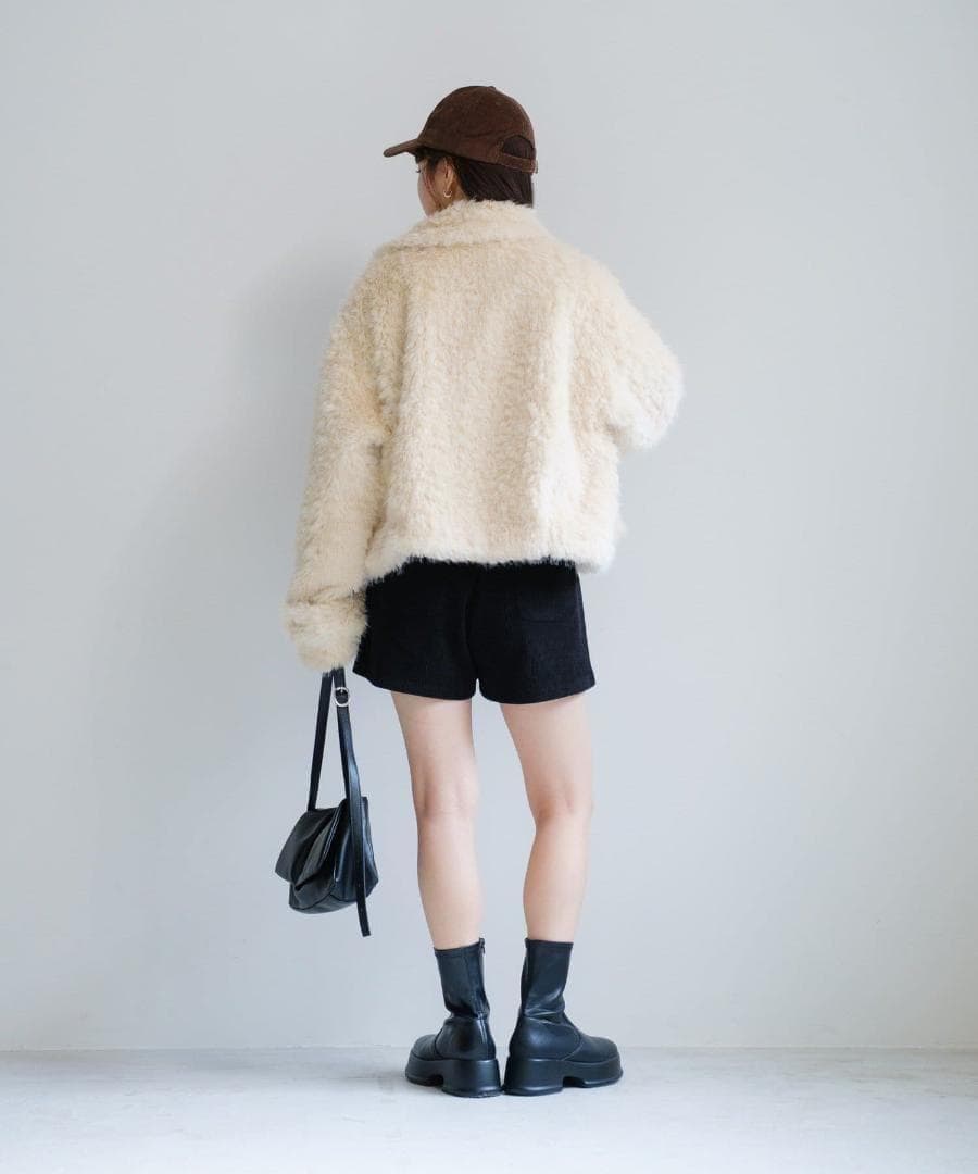 入手困難 新品未使用 Kastane カールミドルファーコート アイボリー