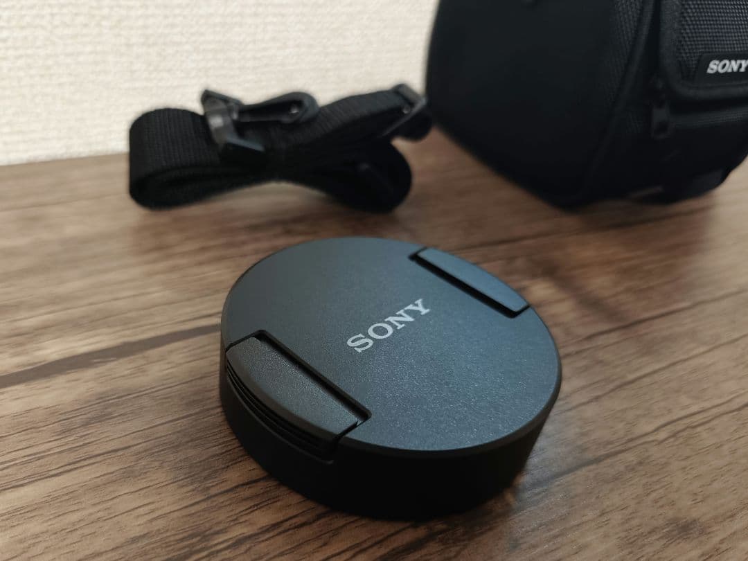 【中古品】SONY FE 14mm F1.8 GM（フード部分に小打痕あり）