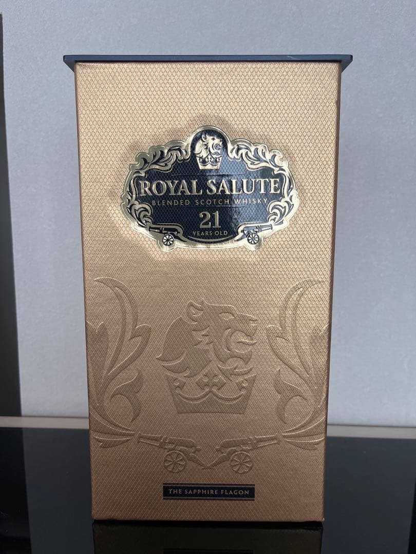 ロイヤルサルート 21年 サファイアフラゴン 箱付き 未開封 【レア終売品】