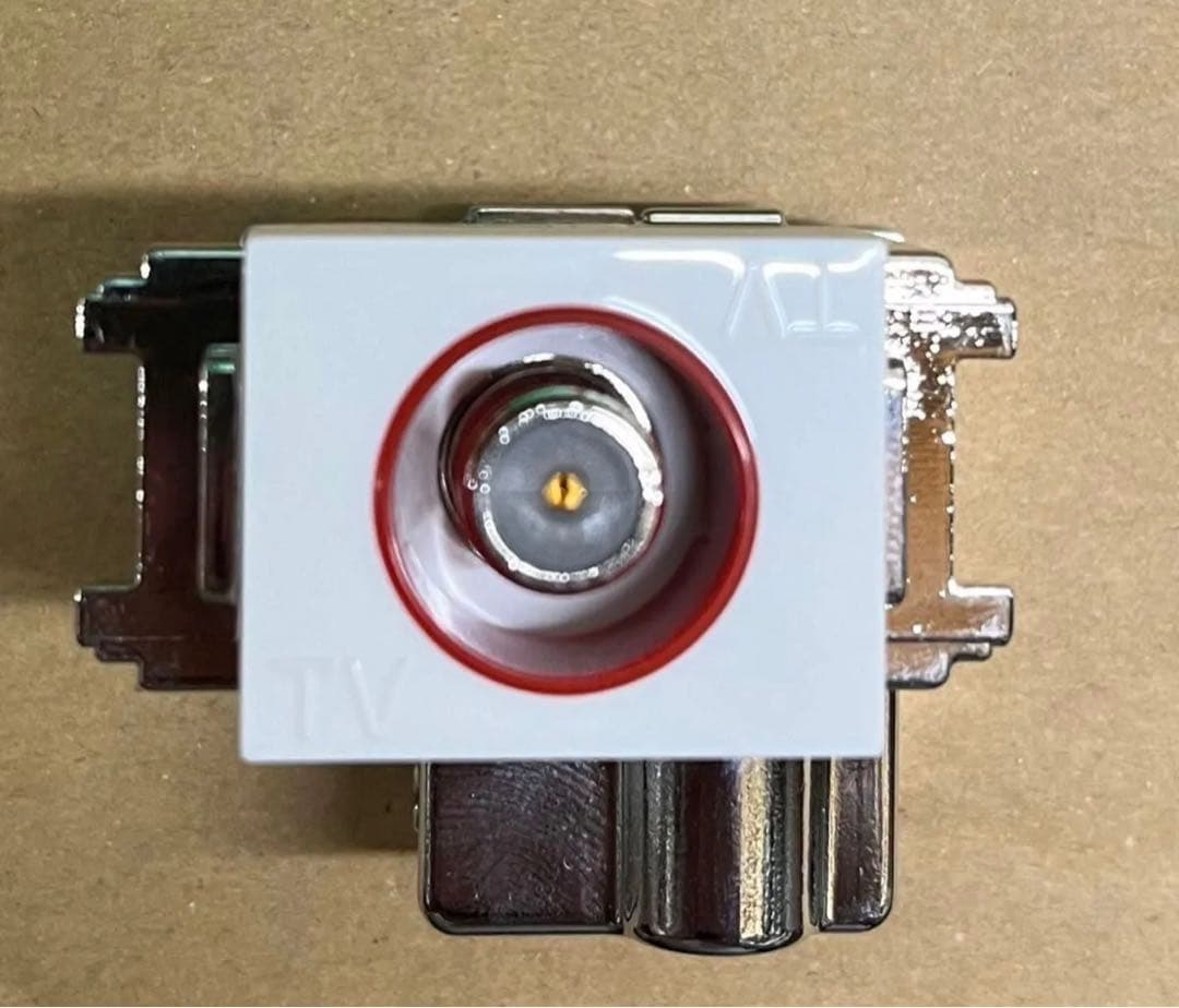 マスプロ電工 直付け直列ユニット 端末電源挿入用 DCM7WTD-B