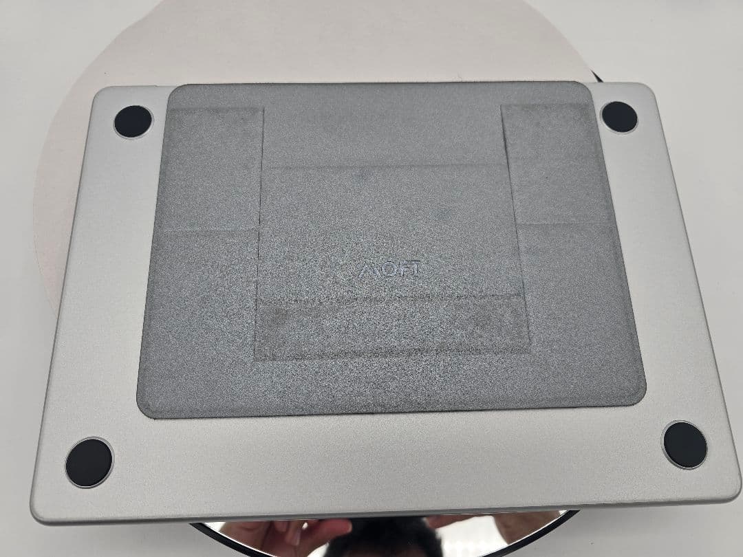 M3 Apple MacBook Air 13インチ フィルム、スタンド付き