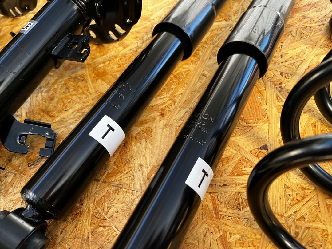 最終値下げ　日産 ニッサン T32 エクストレイル 純正 サス　 新車外し 美品