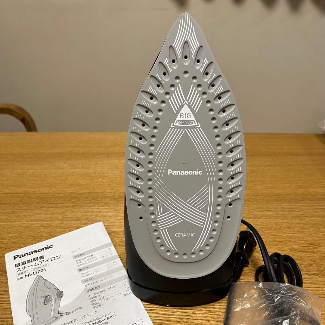 【新品・24年製】パナソニック／コード付 スチームアイロン（NI-U701-K）